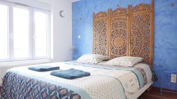 2 Schlafzimmer, BĂŒgeleisen/BĂŒgelbrett, WLAN, BettwĂ€sche