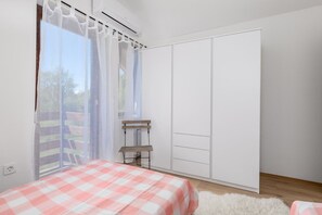 2 Schlafzimmer, Bügeleisen/Bügelbrett, Reisekinderbett, kostenloses WLAN
