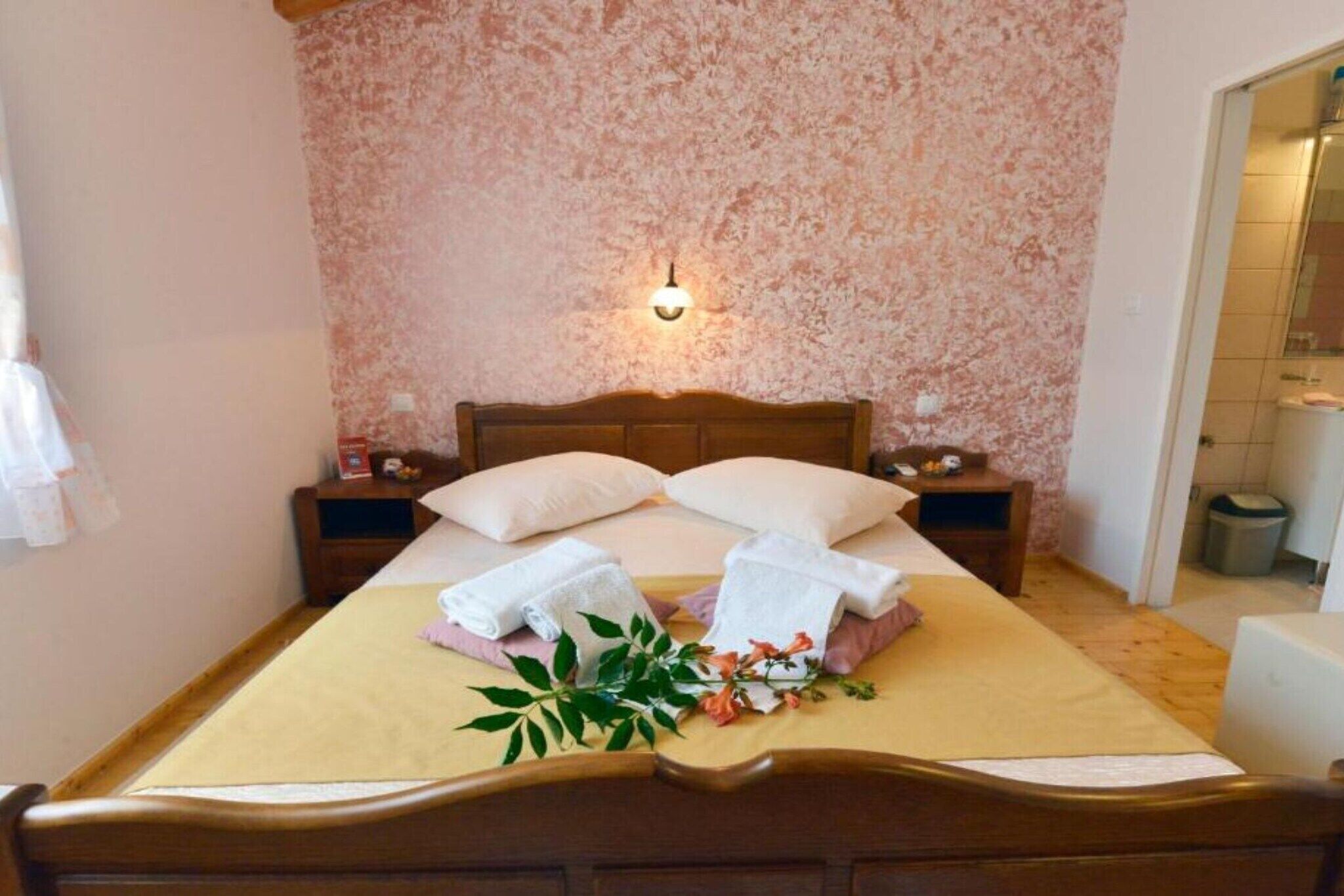 1 Schlafzimmer, Bügeleisen/Bügelbrett, Reisekinderbett, kostenloses WLAN