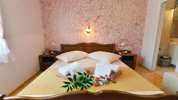 1 Schlafzimmer, Bügeleisen/Bügelbrett, Reisekinderbett, kostenloses WLAN