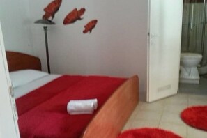 1 habitación, cuna de viaje y wifi gratis 