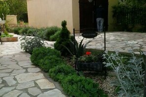 Property grounds - Apartments Štrbić - One Bedroom Apartment - Nina (Karin Gornji)