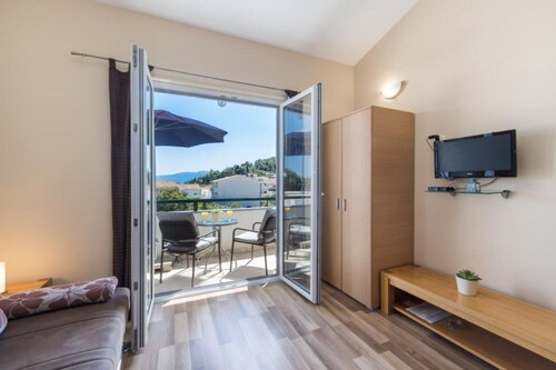 Apartments Nmn - Studio Apartment with Balcony 3