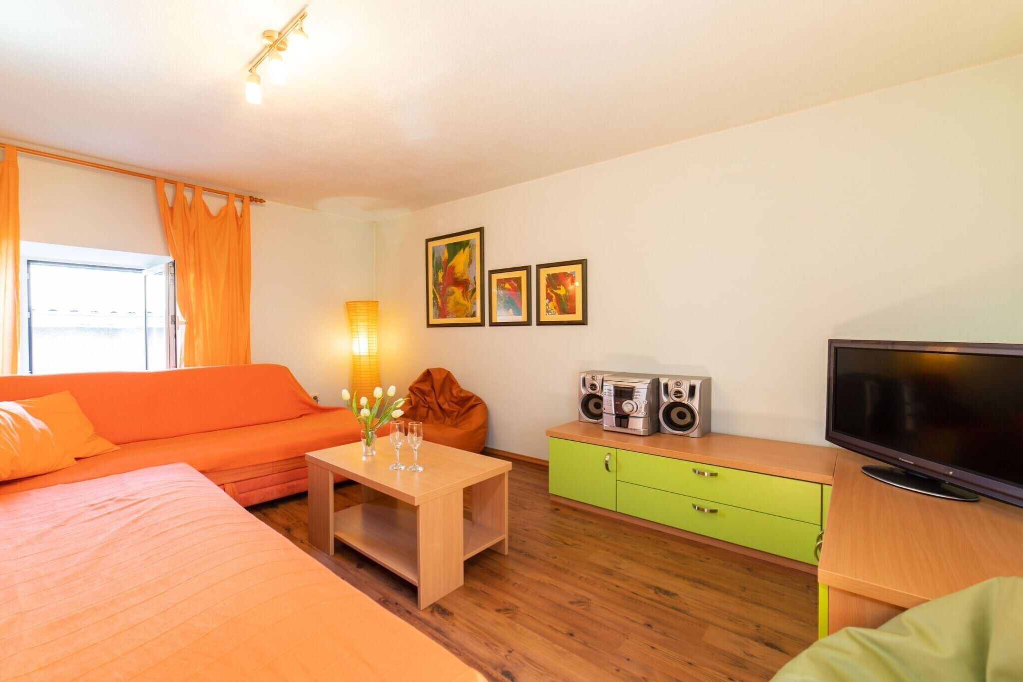 4 bedrooms, WiFi (free)
