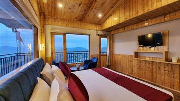 Superior Room, Balcony, Mountain View | Free WiFi