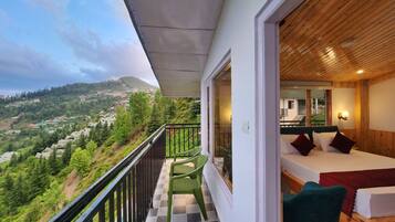 高级房, 阳台, 山景 | 阳台景观