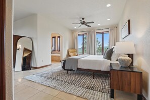 3 habitaciones, escritorio, tabla de planchar con plancha y wifi gratis 