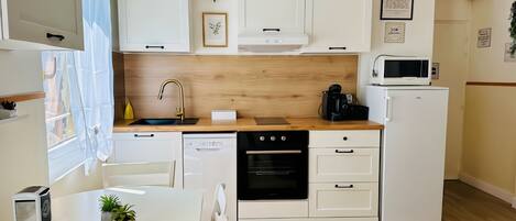 Microwave, oven, stovetop, dishwasher