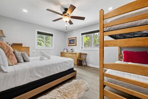 4 bedrooms, iron/ironing board, travel cot, free WiFi