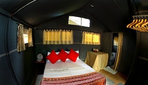 Lits pliants/supplémentaires gratuits, Wi-Fi gratuit, draps fournis