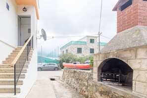Enceinte de lâhĂ©bergement