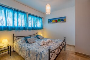 Iron/ironing board, free WiFi, bed sheets - LE CHANTILLY AP4464 by RIVIERA HOLIDAY HOMES (Cagnes-sur-Mer)