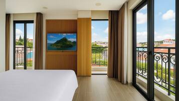 Deluxe Double with Balcony