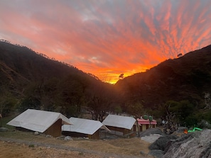 Deluxe Tent, River View | Soundproofing, free WiFi - Uphill Adventures and Meditation  (Dharamshala)