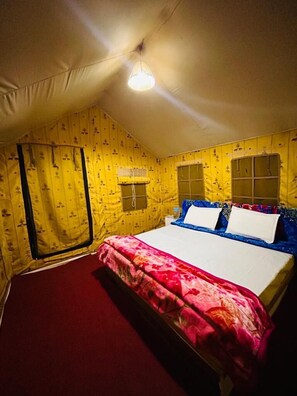 Deluxe Tent, River View | Soundproofing, free WiFi - Uphill Adventures and Meditation  (Dharamshala)