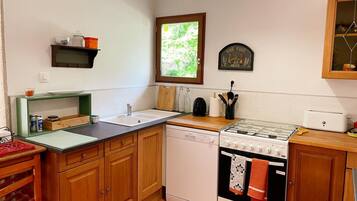 Réfrigérateur, micro-ondes, four, lave-vaisselle