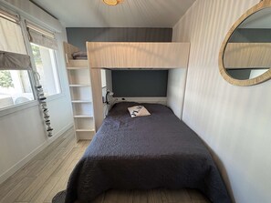 2 bedrooms