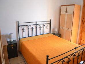 House, 2 Bedrooms, Smoking, Balcony | 2 bedrooms - Casa Vacanza Bichi con 4 Posti e due Balconi (Melendugno)