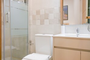 Douche, séchoir à cheveux