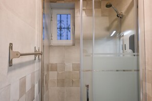 Dusche, Haartrockner