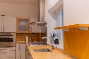 Fridge, microwave, oven, dishwasher