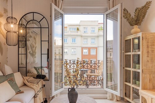Elegant and Charming Charming Apartment in Salamanca