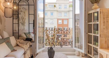 Elegant and Charming Charming Apartment in Salamanca