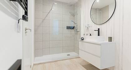 Madrid: room with comfort, convenience and shared areas, Chamartín – Mauricio Legendre