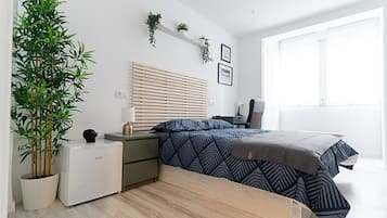 1 bedroom, in-room safe, iron/ironing board, free WiFi