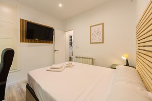 1 dormitorio, caja fuerte, tabla de planchar con plancha y wifi gratis