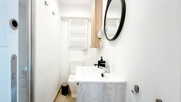 Een douche, een haardroger