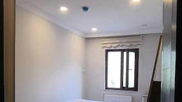 Family Duplex, Balcony, Lake View | 2 bilik tidur, Wi-fi percuma