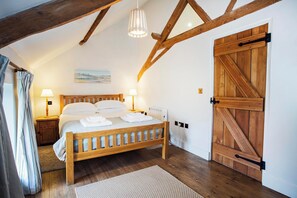 2 slaapkamers, een strijkplank/strijkijzer, wifi, beddengoed