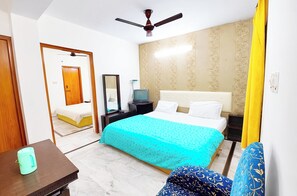 Habitación doble Deluxe, varias camas, vista a la ciudad | Vista desde la habitación