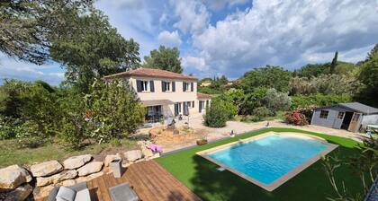 maison de campagne avec piscine