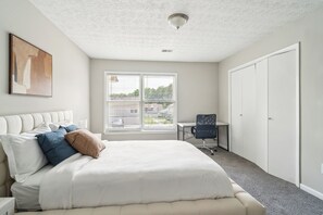 1 bedroom, desk, iron/ironing board, free WiFi