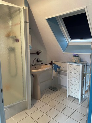 Hair dryer - Beach house on foot (Damgan)