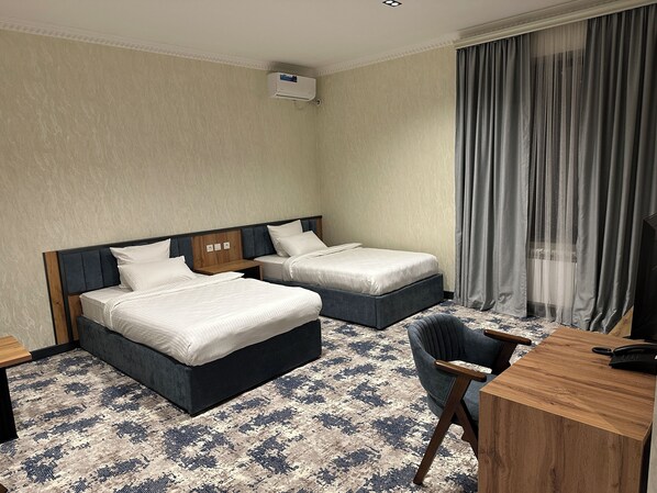 Chambre Double Deluxe | Bureau, espace de travail pour ordinateur portable, Wi-Fi gratuit