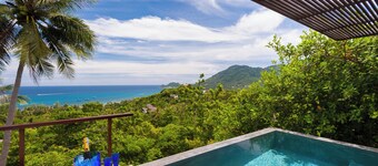 Overthemoon Luxury Pool Villas