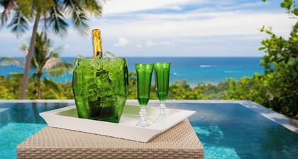 Overthemoon Luxury Pool Villas