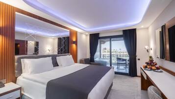 Royal kamer | Een minibar, geluiddichte muren, gratis wifi, beddengoed