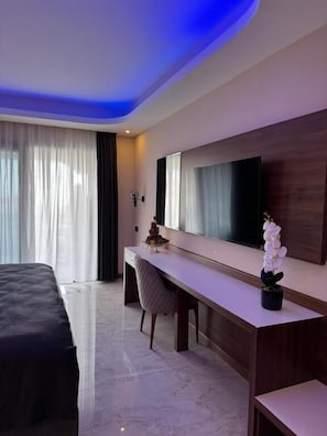 Minibar, Wi-Fi gratuit, draps fournis