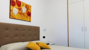 Ảnh chưa phân loại, 5 trong số 19 ảnh, nút