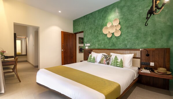 Standard Double Room, Balcony, Garden View