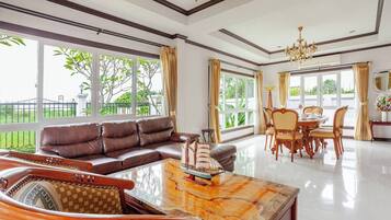 Villa, 4 Bedrooms, Smoking, Private Pool | Living room