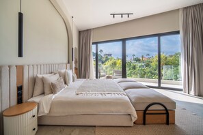 6 slaapkamers, een strijkplank/strijkijzer, wifi, beddengoed