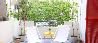Spacious Authentic 3-Bedroom Apartment in Ashrafieh with Sunny Terrace