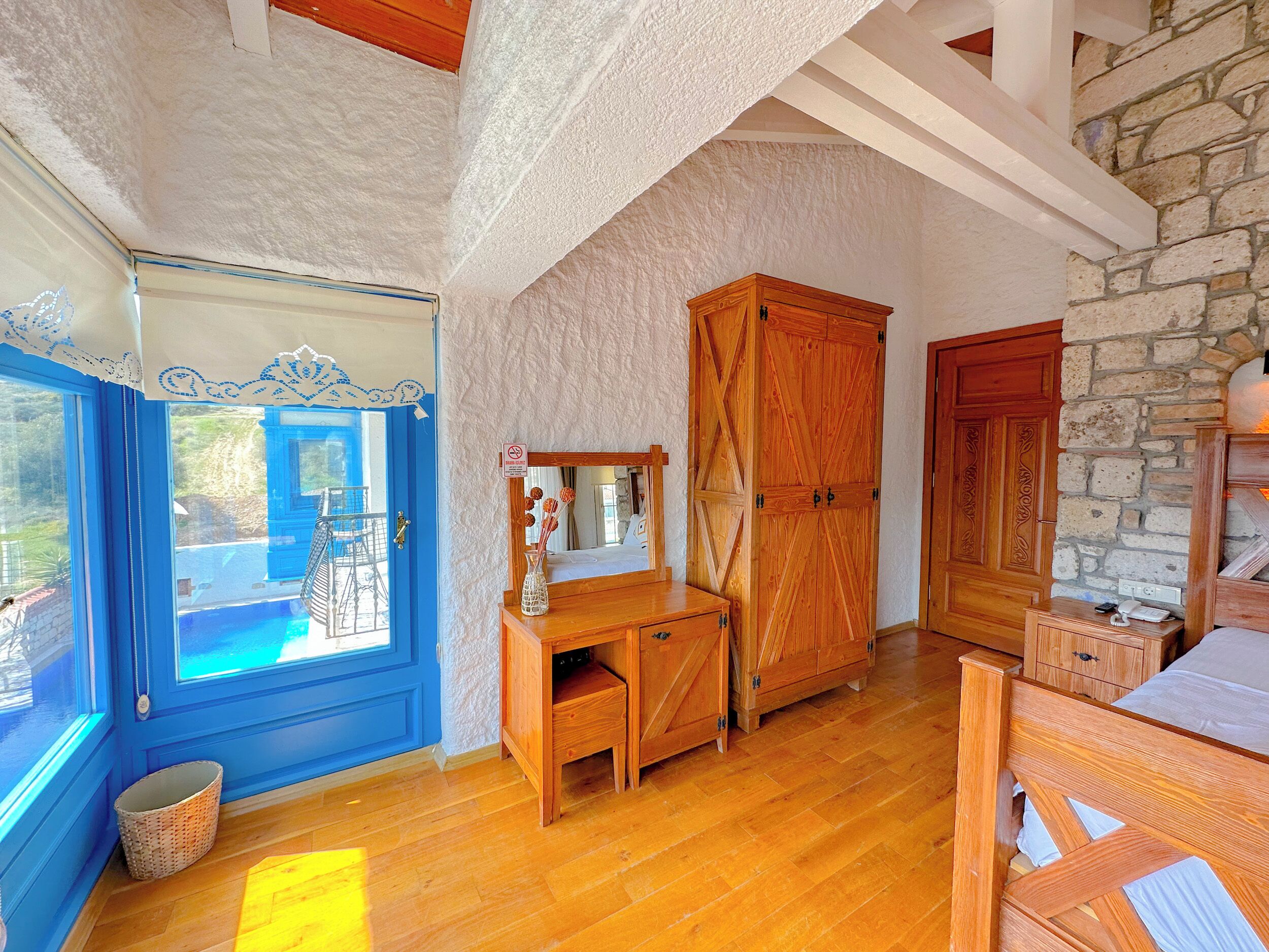 Traditional Room, Garden View | Iron/ironing board, free WiFi
