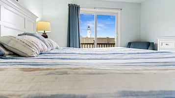 2 bedrooms, iron/ironing board, free WiFi