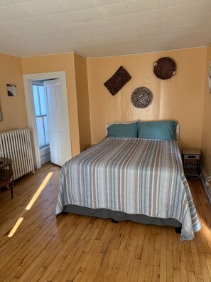 واي فاي وملاءات أسرّة